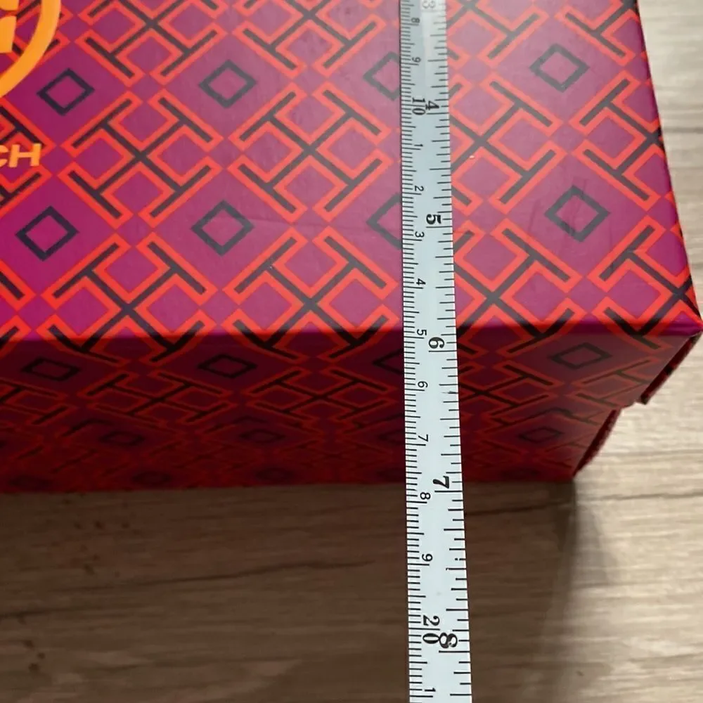 Tory Burch tory burch